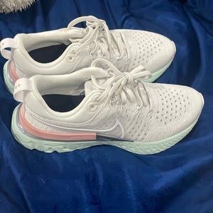 Nike React Infinity 2 "Platinum Tint/White-Barely Green" Women's Running Shoe